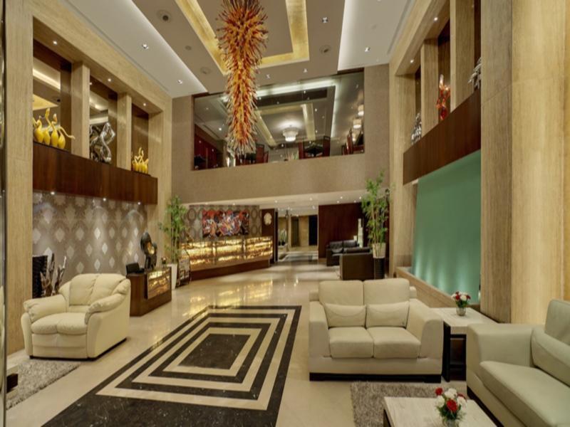 Ramada Ahmedabad Hotel Exterior foto